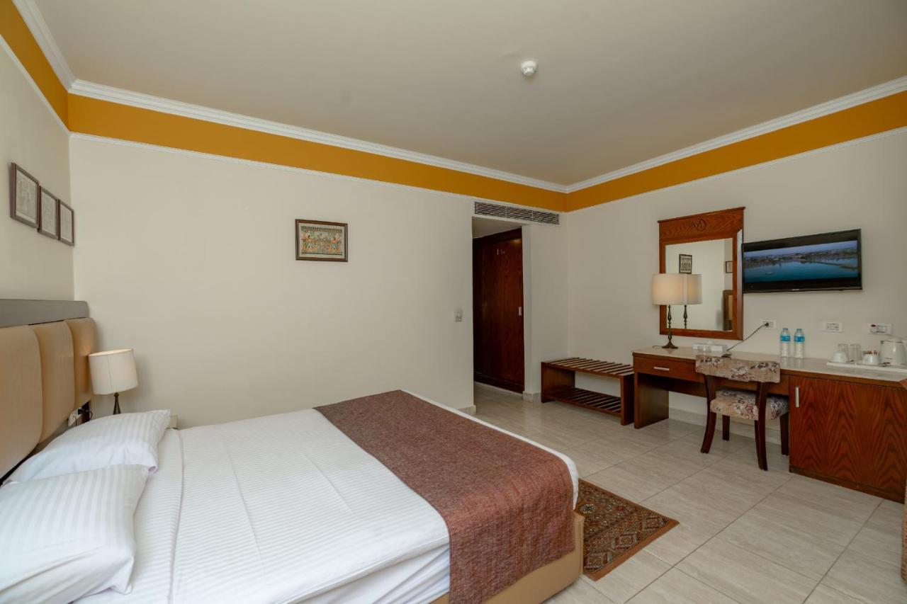 MinaMark Beach Resort Hurghada Exterior foto