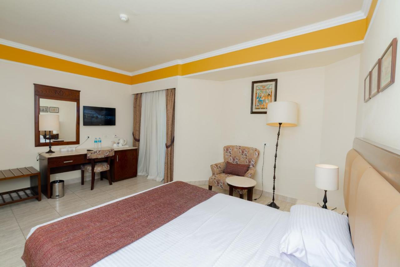 MinaMark Beach Resort Hurghada Exterior foto